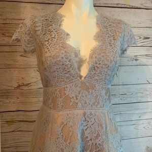 Stylestalker Lace Overlay Dress Size Medium